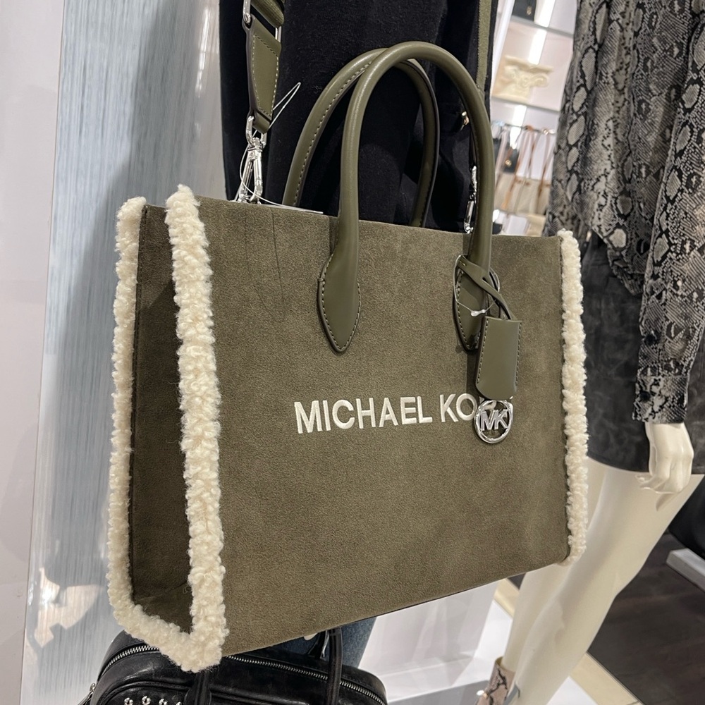 MICHAEL KORS Mirella Medium Suede and Faux Shearling Tote Bag
Olive 
NWT - Picture 8 of 16
